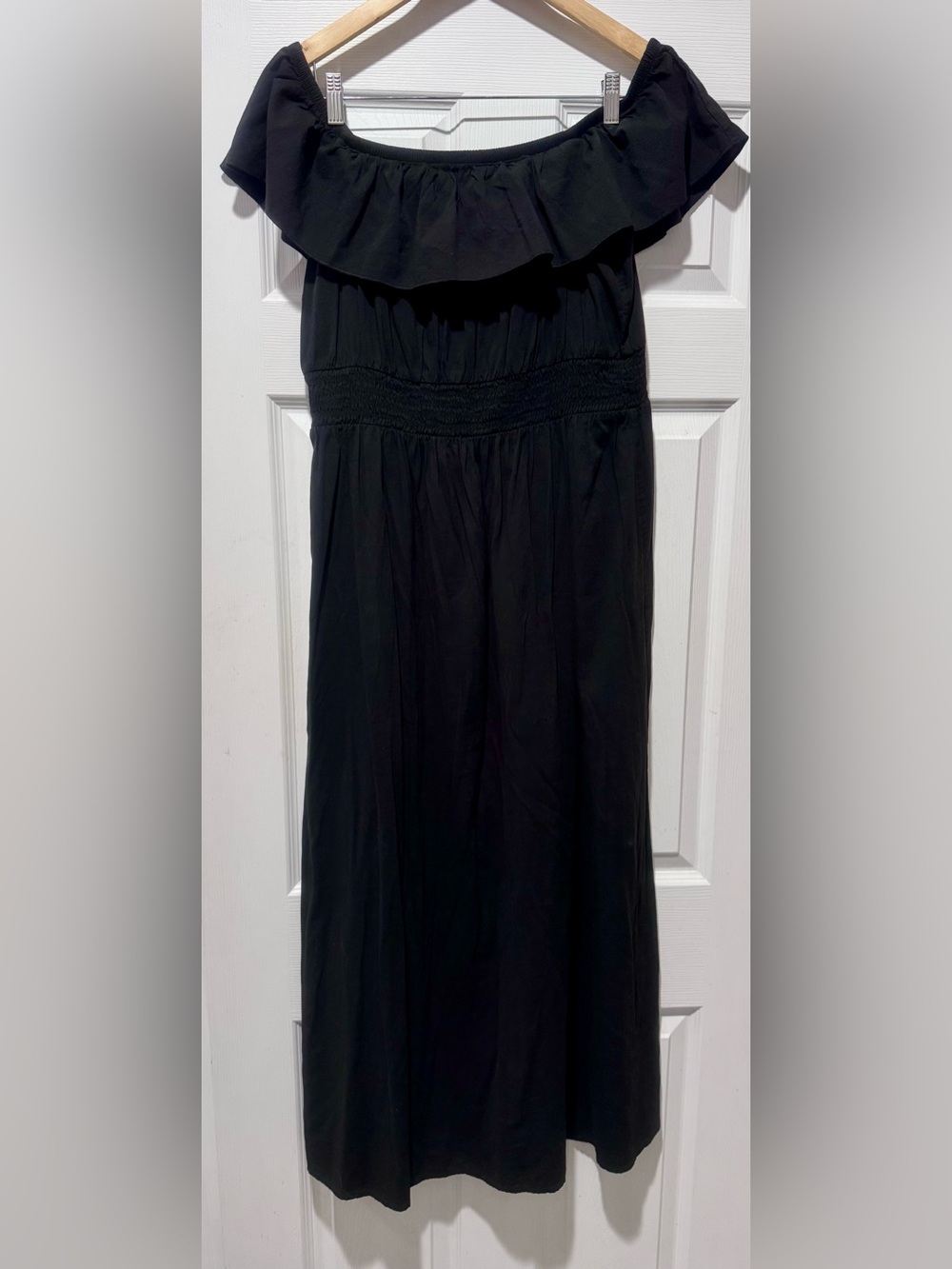 Old Navy Black Off-Shoulder Ruffle Maxi Dress